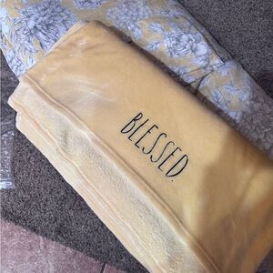 Queen Comforter set andCozy 'Blessed' Yellow Plush blanket/throw